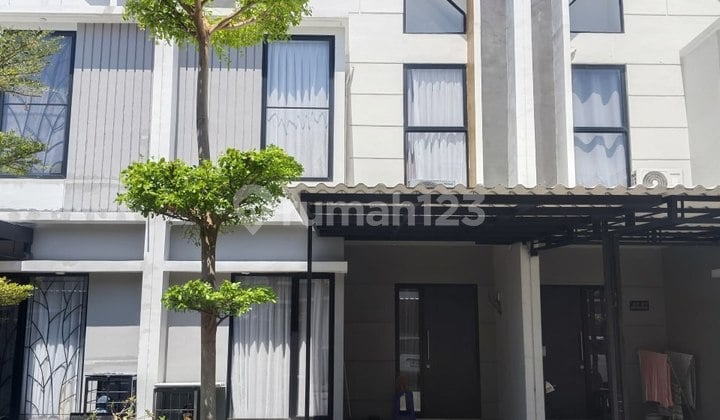 Disewakan Rumah di Eastern Hill Siap Huni dekat Pakuwon City