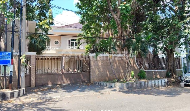 Disewakan Cepat untuk Kantor, Rumah Tinggal atau Usaha Lainnya di Surabaya Pusat