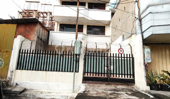 For Rent: Kedungsari Kedungdoro Zero Commercial Area Street Shophouse
