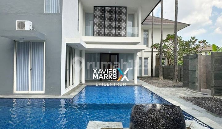 Disewakan Rumah di Royal Residence Wiyung ada Private Pool