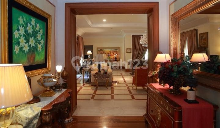 Luxury House in Menteng, Central Jakarta