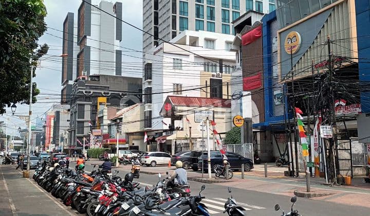 Business Space in Pecenongan, Central Jakarta