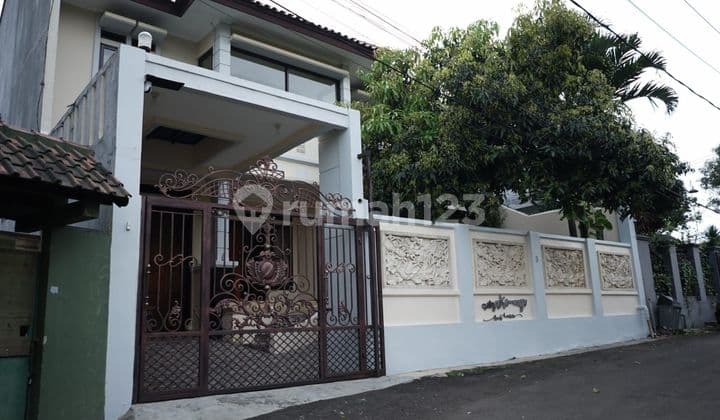 Rumah Cantik Modern di Sindang jaya sunrise hills FULL FURNISH