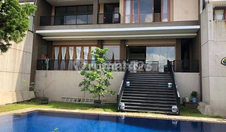 Rumah Lux Komplek Elit Di Setra Duta Bandung BAGUS