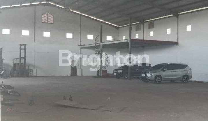 Gudang samarinda dekat pintu TOL