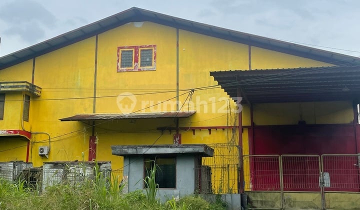 Gudang Dikomplek Pergudangan Samarinda
