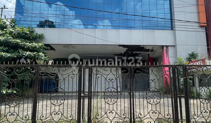 Warehouse Pinggir Jalan Raya Jalur Bandara Samarinda