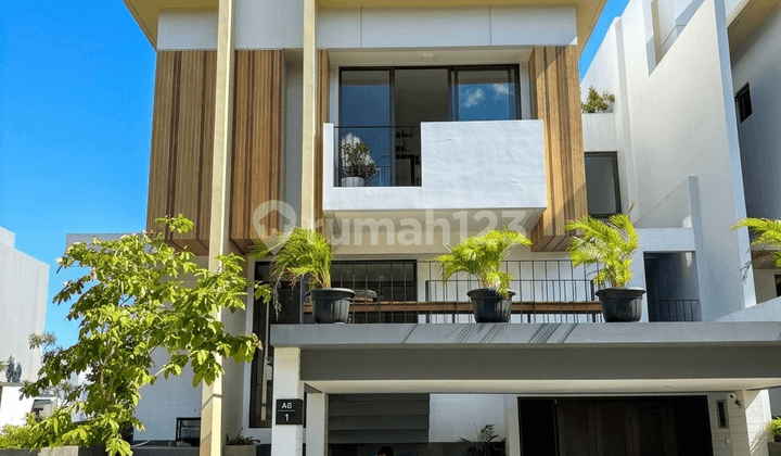 Rumah 2 Lantai Tanpa DP di Kawasan BSD City