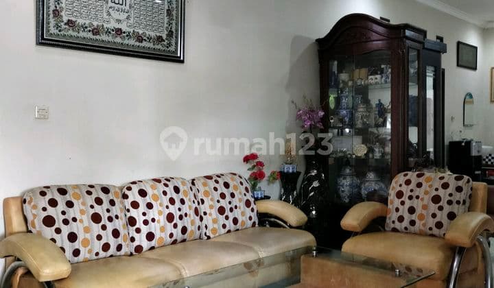 Dijual Rumah Bagus 2 Lantai Murah Taman Kopo Katapang Full Furnish SHM