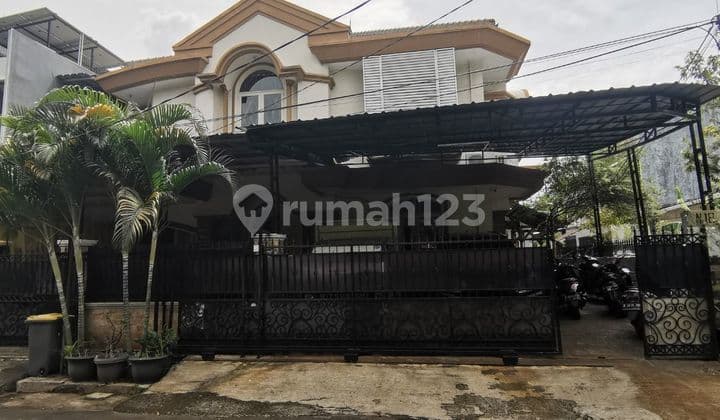 For Sale 2-Story House, East Jakarta Area, SHM, Well-Maintained & Good Condition, Legal.