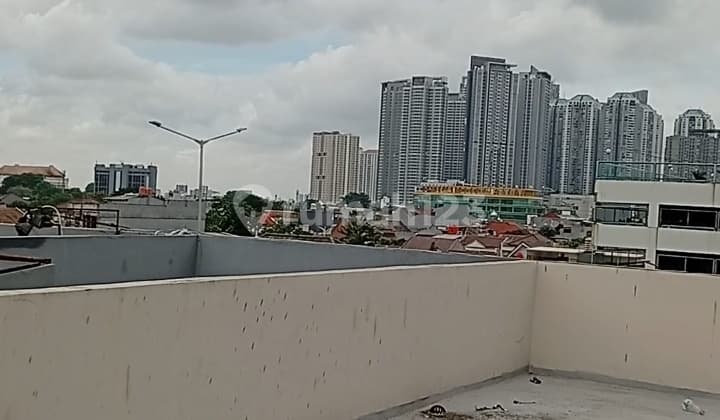 Disewakan 1 Unit Ruko 3 Lantai Daerah Slipi Palmerah(Jak Bar)