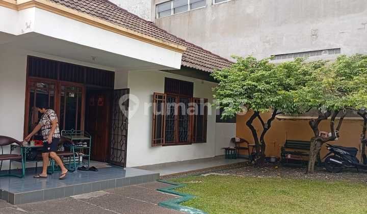 Dijual Rumah Bangunan Lama, Daerah Duri Kepa