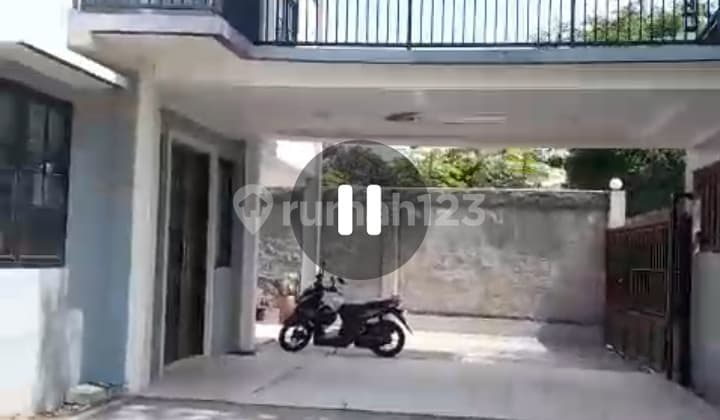 Luxurious & Well-Maintained House for Sale at a Low Price, Kemang Area, Bogor.
