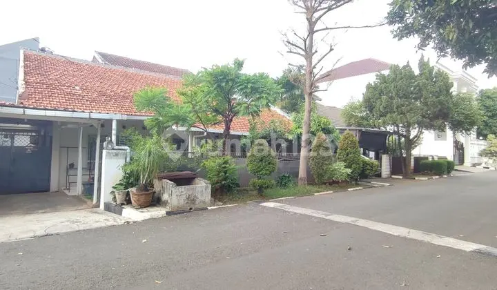 Rumah Dalam Komplek, Nyaman Dan Tenang