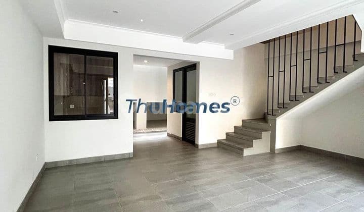 Rumah Cilandak (dekat Mrt) , Siap Huni, Lokasi Strategis