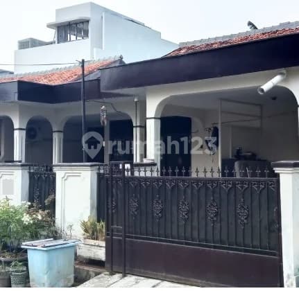 Rumah Dijual Dekat Akses Tol Tanah Kusir