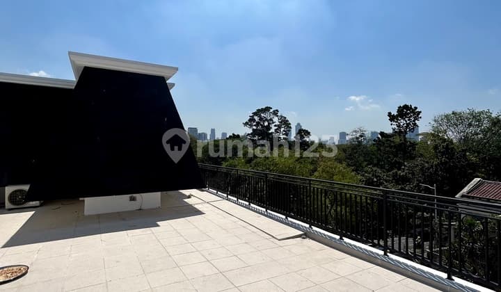 LUXURIOUS AMERICAN CLASSIC VIEW ECOPARK TEBET