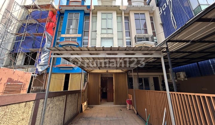 Ruko Komersial Cocok Untuk Tempat Bisnis Lokasi Strategis Tebet Raya