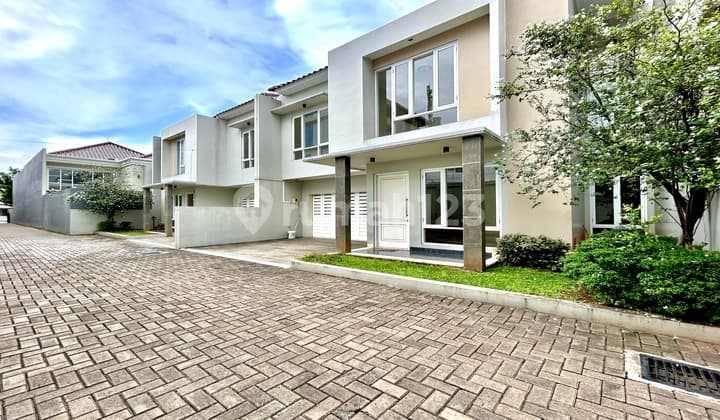 Dijual Rumah Mewah 6 Kt Dalam Cluster Di Polonia Otista. Sisa 3 Unit