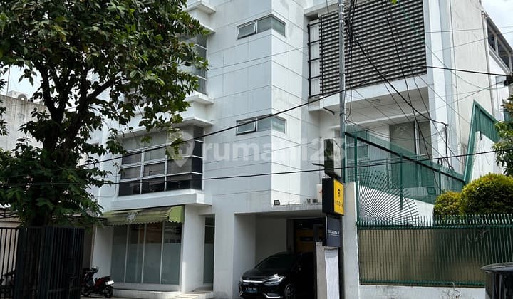 Mini Building Siap Pakai 3 Lantai di Menteng | Dekat Cbd Kuningan Thamrin Sudirman