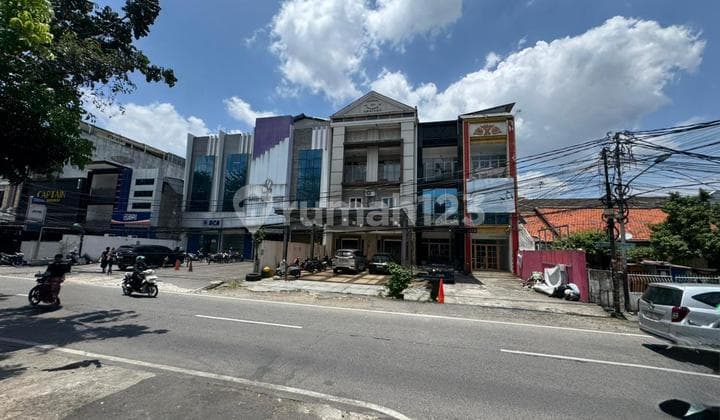 Ruko 3 Lantai + Rooftop Tebet Area Bisnis Dekat Bca Dekat LRT