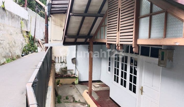 Rumah Di Setiabudi Dekat Kampus Upi