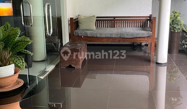 Rumah Di Tubagus Ismail Dago