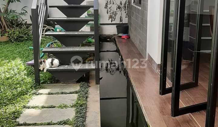 Rumah di Setrasari Pasteur Bandung