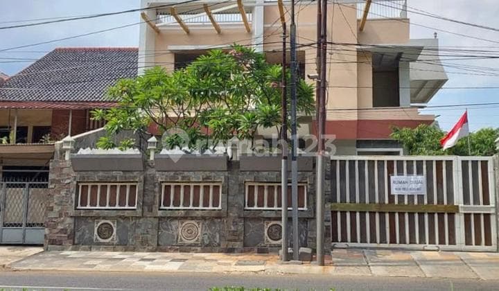 Rumah Dalam Komplek Hadap Selatan di Pondok Kopi