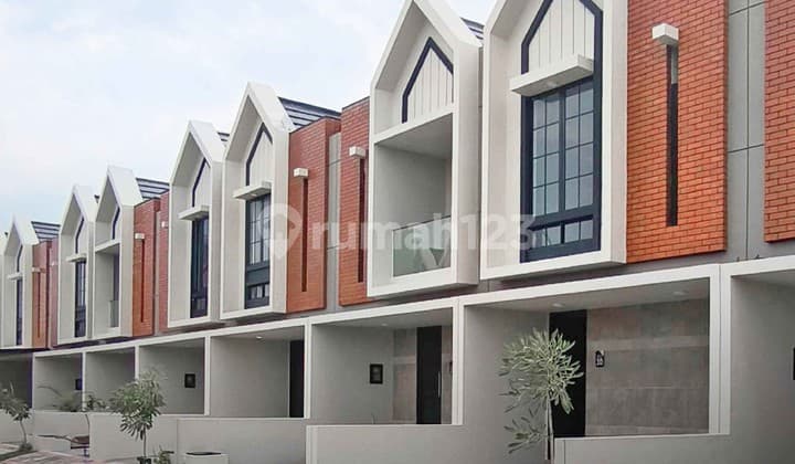 Victory Home 2 Lantai Rungkut Modern Surabaya