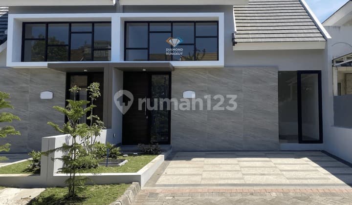 Strategic Housing in Puri Safira Regency Surabaya