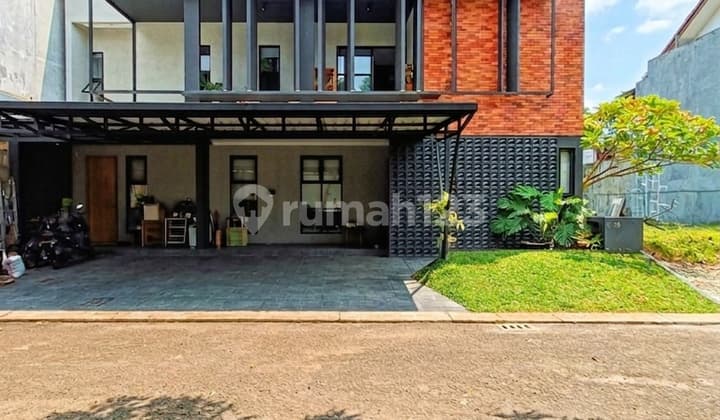 Turun Harga Rumah Mewah Design Modern dengan Swimming Pooldalam Cluster di Bintaro Sektor 9