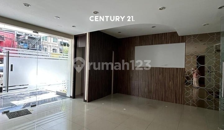Gedung Siap Pakai Harga Terjangkau di Jaksel Gk 17760