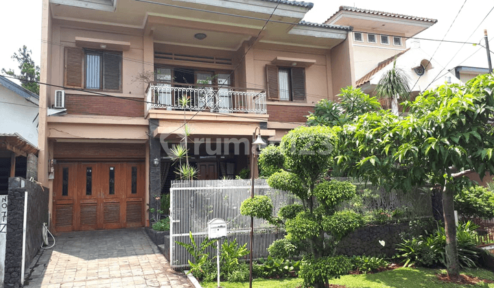 2-Storey Ready-to-Occupy House in a Complex in Bintaro Sector 2