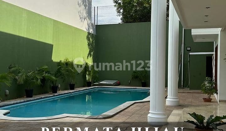 Rumah Bagus 2 Lantai Dengan Kolam Renang Di Permata Hijau