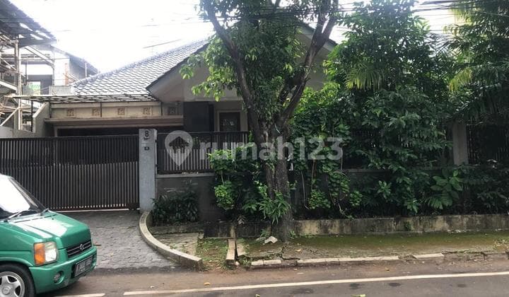 For Sale Nice Unfurnished SHM House on Jl. Mendawai, South Jakarta