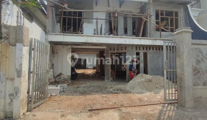 Rumah Lokasi Strategis Butuh Renovasi Dekat Mrt Cipete Dijual