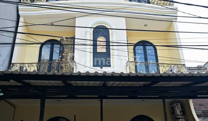 For Sale, Ready-to-Occupy House on Jl. Gading Asri, Kelapa Gading, North Jakarta