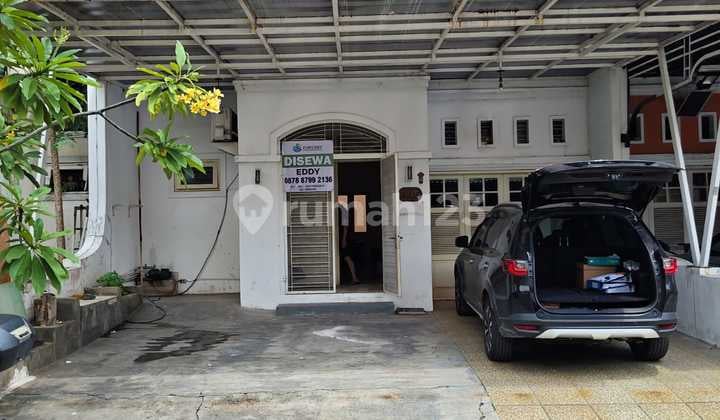 Disewakan Rumah Puri Permata Jakarta Barat