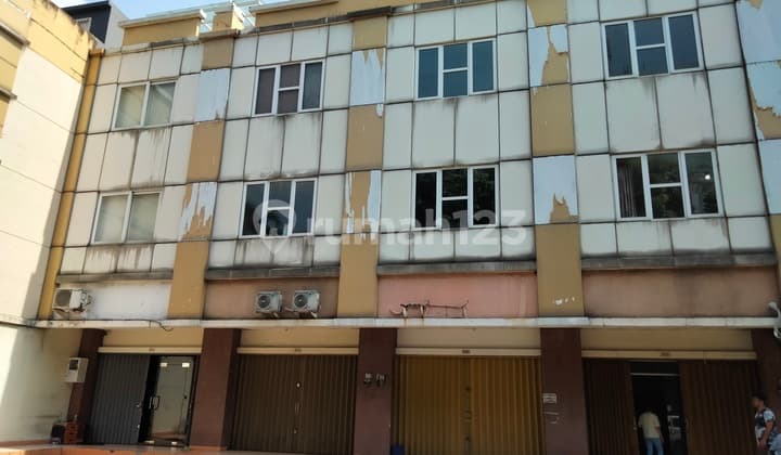 Disewakan Ruko Bsdcity Golden Boulevard Tangerang