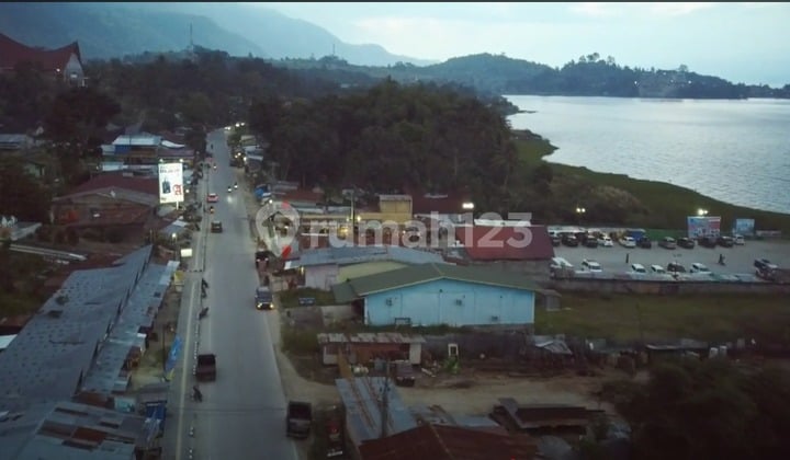 Tanah Kosong Tepi Danau Toba Cocok untuk Usaha, Gudang, dan Lainnya
