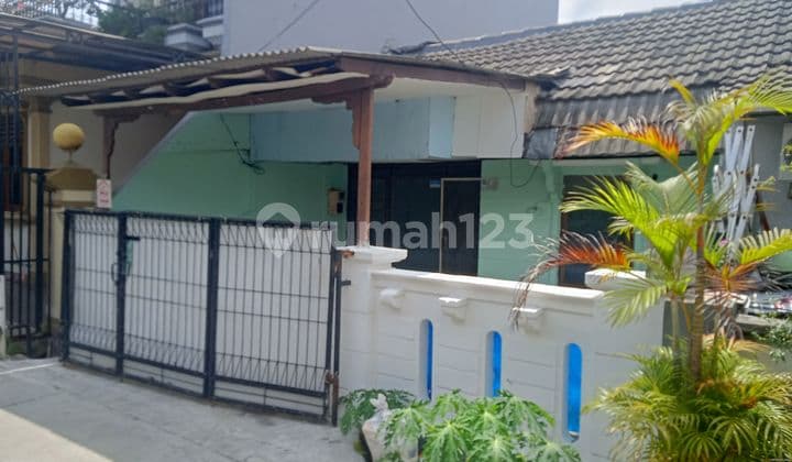 Jual Cepat Rumah Asri dan Nyaman di Cimone Permai