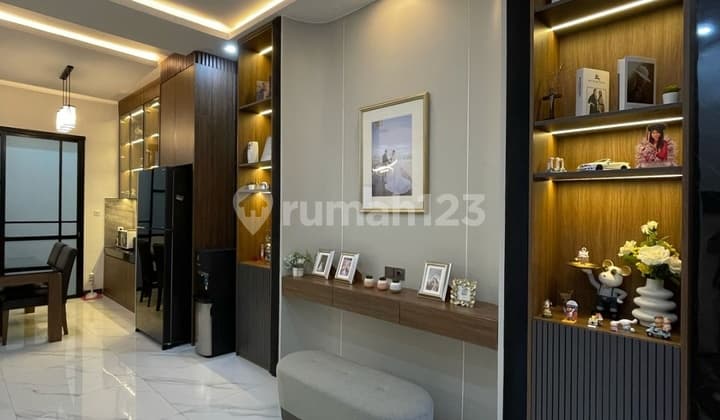 Luxury Fully Furnished House in Lippo Karawaci