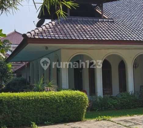 Rumah Bagus Di Jl Adyaksa Lebak Bulus Jakarta Selatan