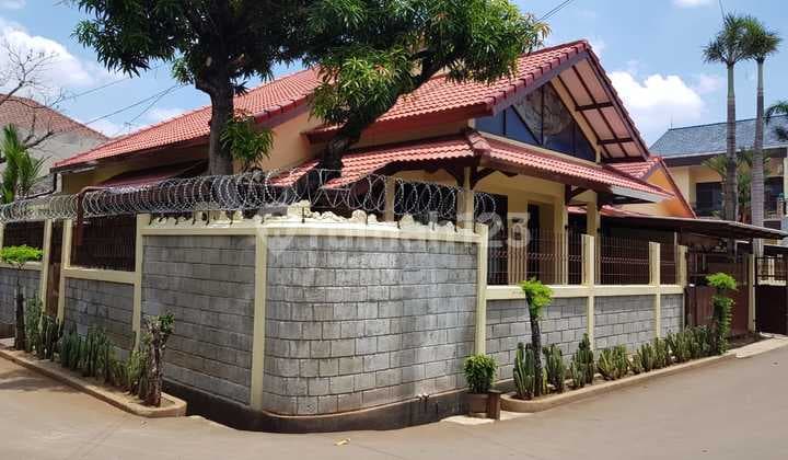 Rumah 2 Lantai Murah Bagus Full Furnished Bebas Banjir di Jaka Setia Bekasi