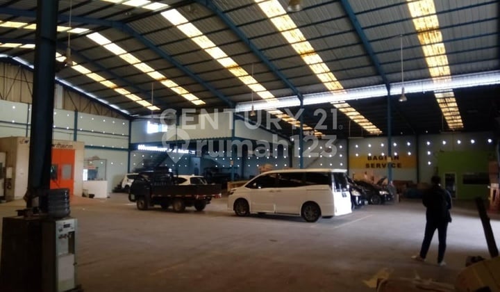 Car Workshop Ruko Ready to Manage at Karawang Toll Access Road, Teluk Jambe