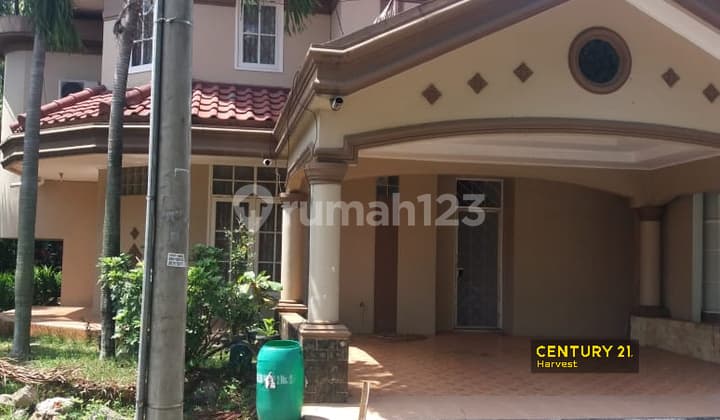 Nice Unfurnished House In Taman Beverly Lippo Cikarang
