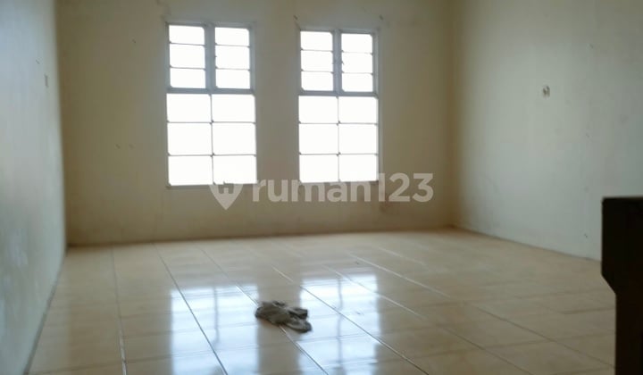 Ruko 5 Pintu 2 Lantai Siap Pakai Di Citarik Jababeka, Cikarang