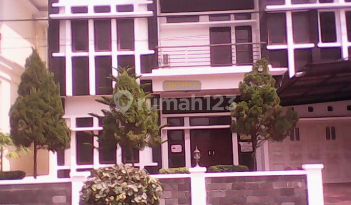 Rumah Bagus 2 Lantai Siap Huni Semi Furnished Di Simpruk