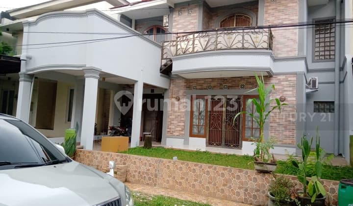 Luxury House in Dago Raya Lippo Cikarang.